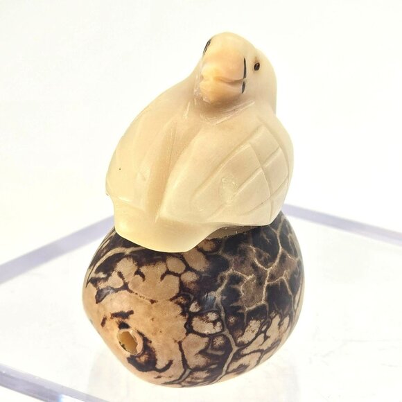 Hand-Carved Duck Figurine Tagua Nut Netsuke Style Animal on Base JE286 - Picture 4 of 5